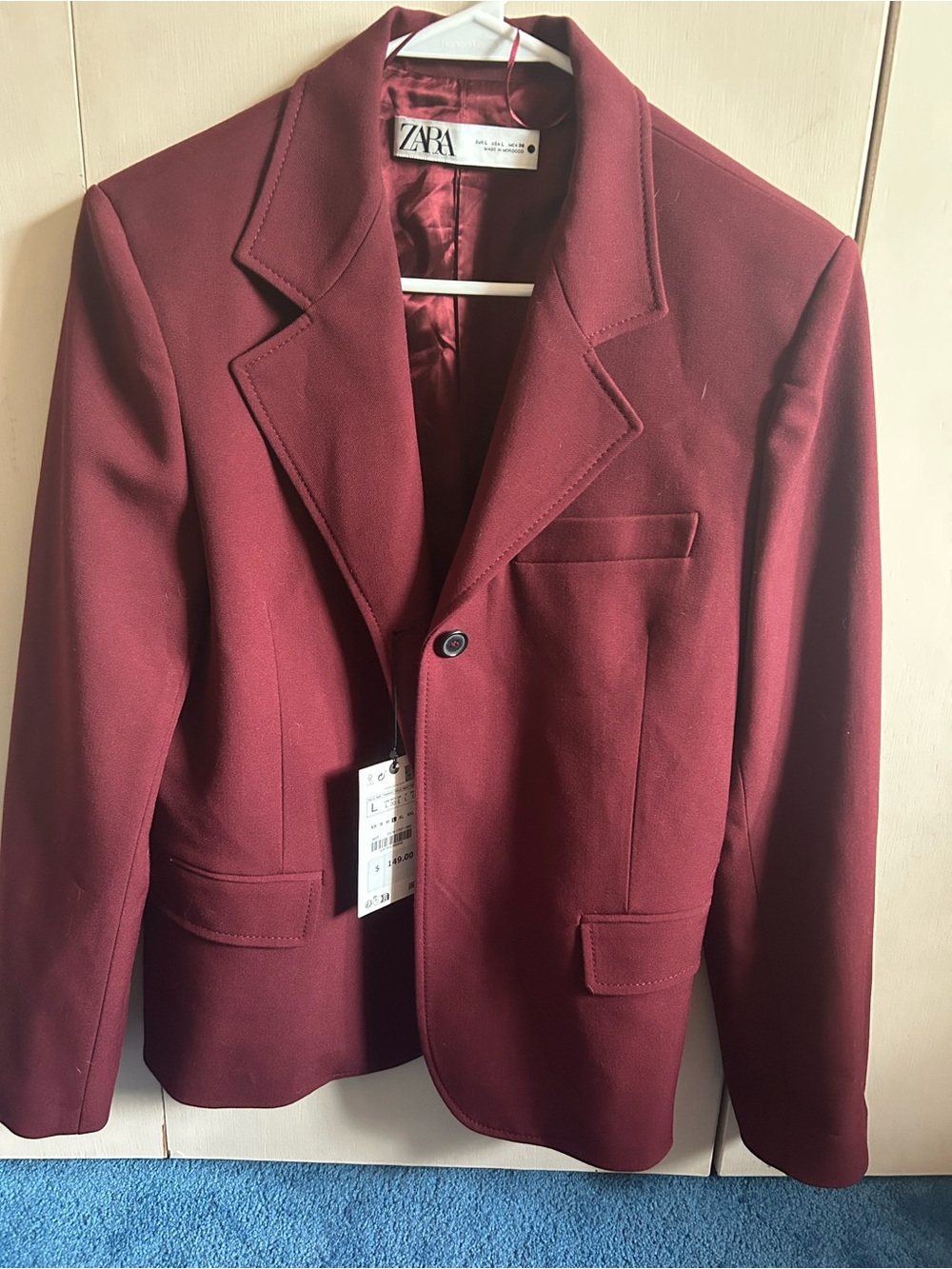 Zara Women's Burgundy Single-Button Blazer